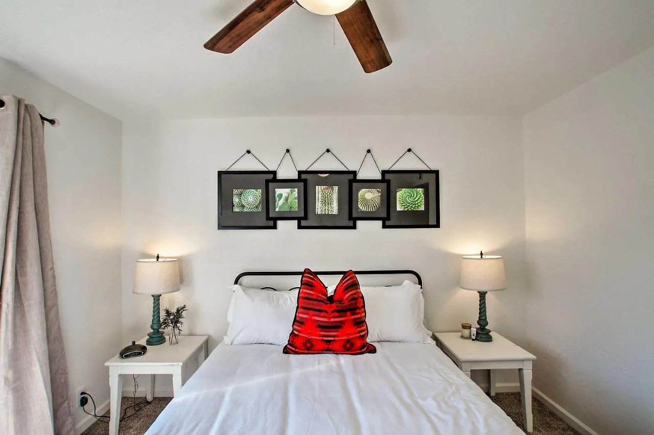 Phoenix Home Golf, Hike, And Explore Downtown! Semesterbostad